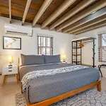 Casa Saint Francis- King Bed-Patio & Fire Pit -2Br