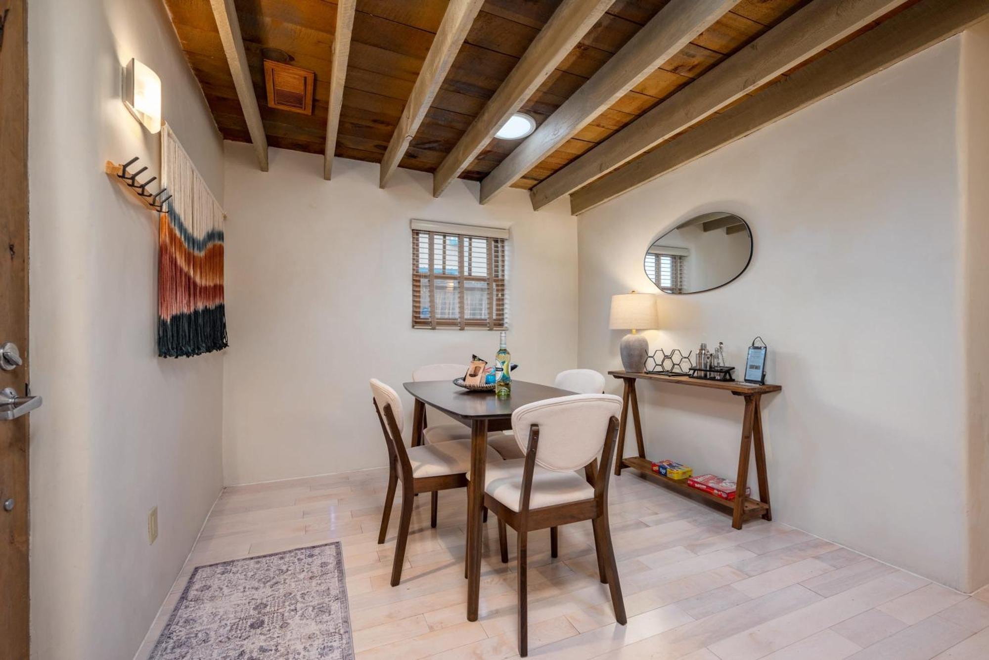 Holiday home Casa Saint Francis- King Bed-patio & Fire Pit -2br Santa Fe